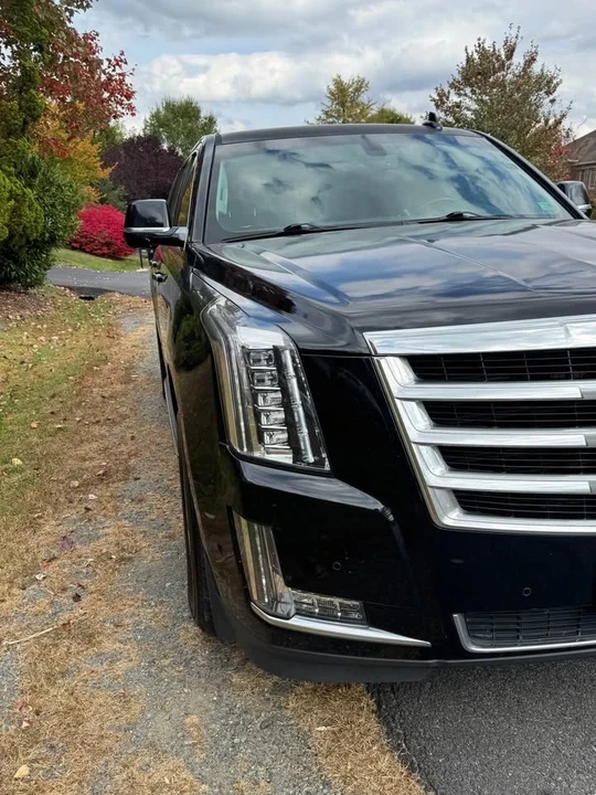2017 Cadillac Escalade 4th Gen - Image 9 of 12