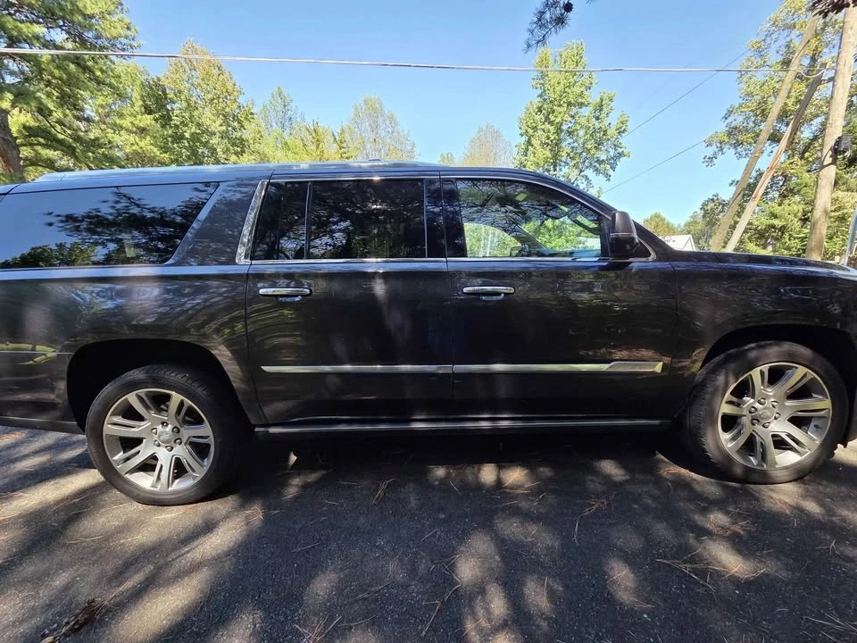 2017 Cadillac Escalade 4th Gen - Image 18 of 19