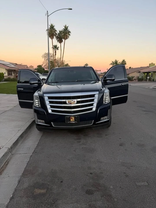 2017 Cadillac Escalade 4th Gen - Image 3 of 10