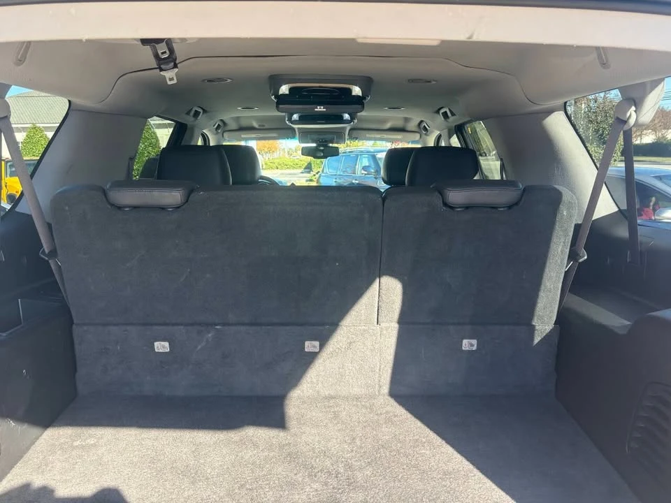 2017 Cadillac Escalade 4th Gen - Image 9 of 20