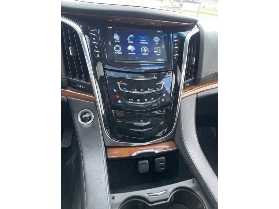 2017 Cadillac Escalade 4th Gen - Image 18 of 20