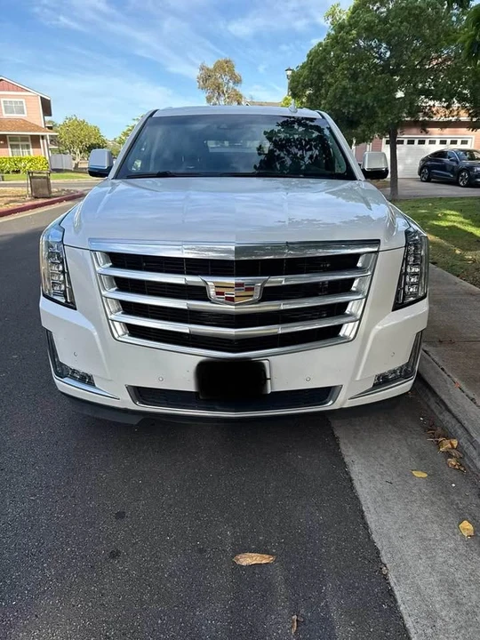 2017 Cadillac Escalade 4th Gen - Image 3 of 8