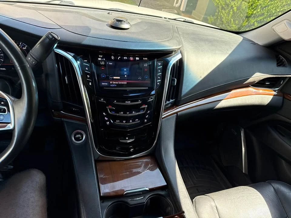 2017 Cadillac Escalade 4th Gen - Image 7 of 8
