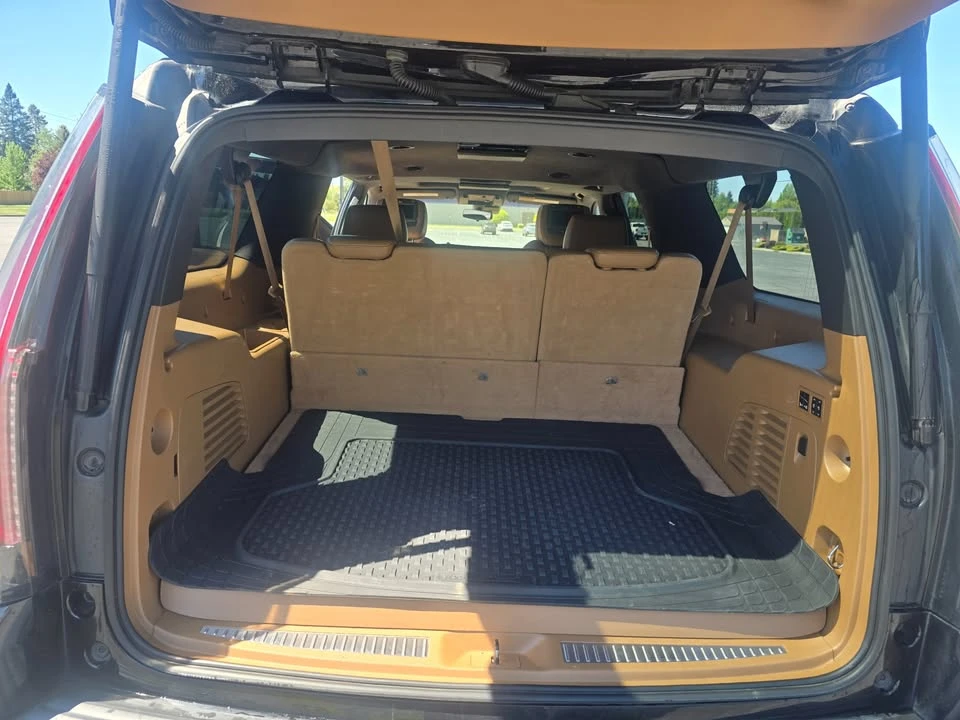 2017 Cadillac Escalade 4th Gen - Image 10 of 13