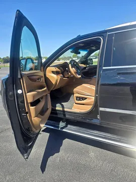2017 Cadillac Escalade ESV Platinum