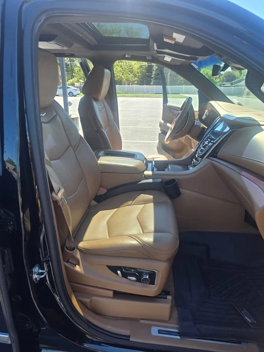 2017 Cadillac Escalade 4th Gen - Image 5 of 13