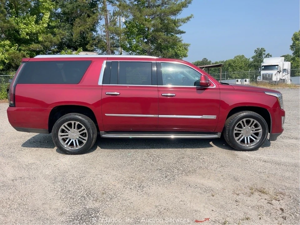 2017 Cadillac Escalade 4th Gen - Image 6 of 12