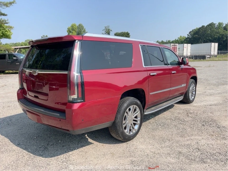 2017 Cadillac Escalade 4th Gen - Image 4 of 12