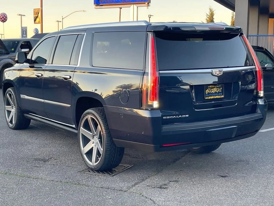 2017 Cadillac Escalade 4th Gen - Image 5 of 19