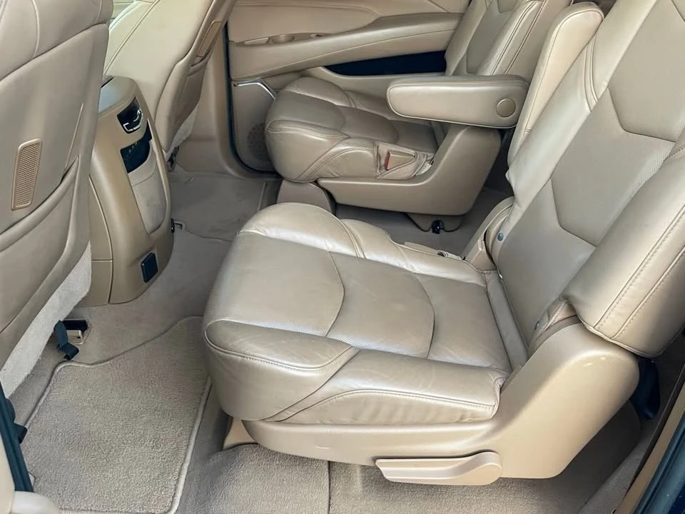 2017 Cadillac Escalade 4th Gen - Image 17 of 19