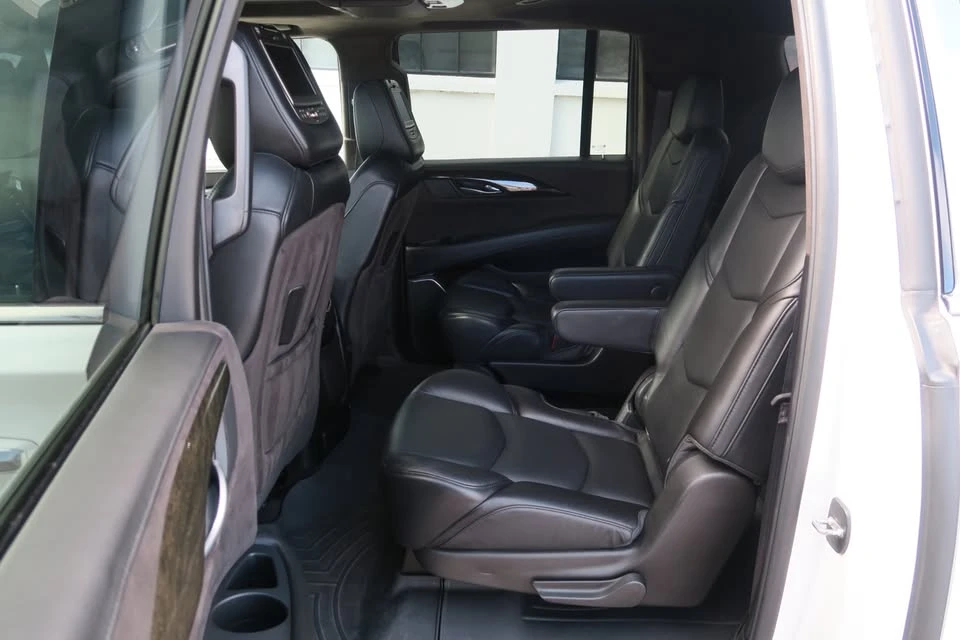 2017 Cadillac Escalade 4th Gen - Image 15 of 20