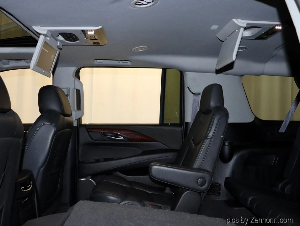 2017 Cadillac Escalade 4th Gen - Image 14 of 21