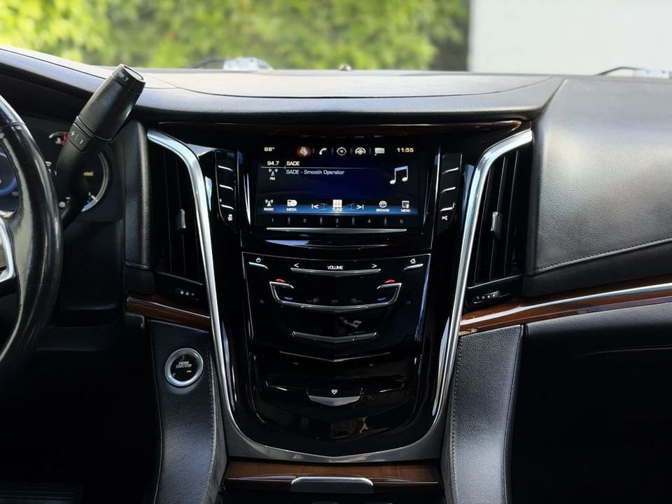 2017 Cadillac Escalade 4th Gen - Image 13 of 21