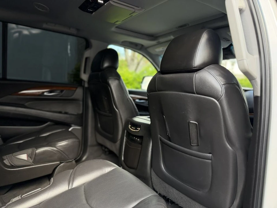 2017 Cadillac Escalade 4th Gen - Image 20 of 21