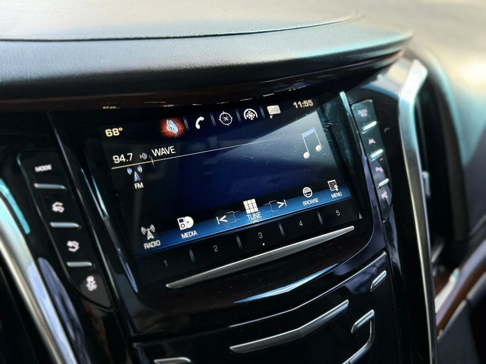 2017 Cadillac Escalade 4th Gen - Image 10 of 21