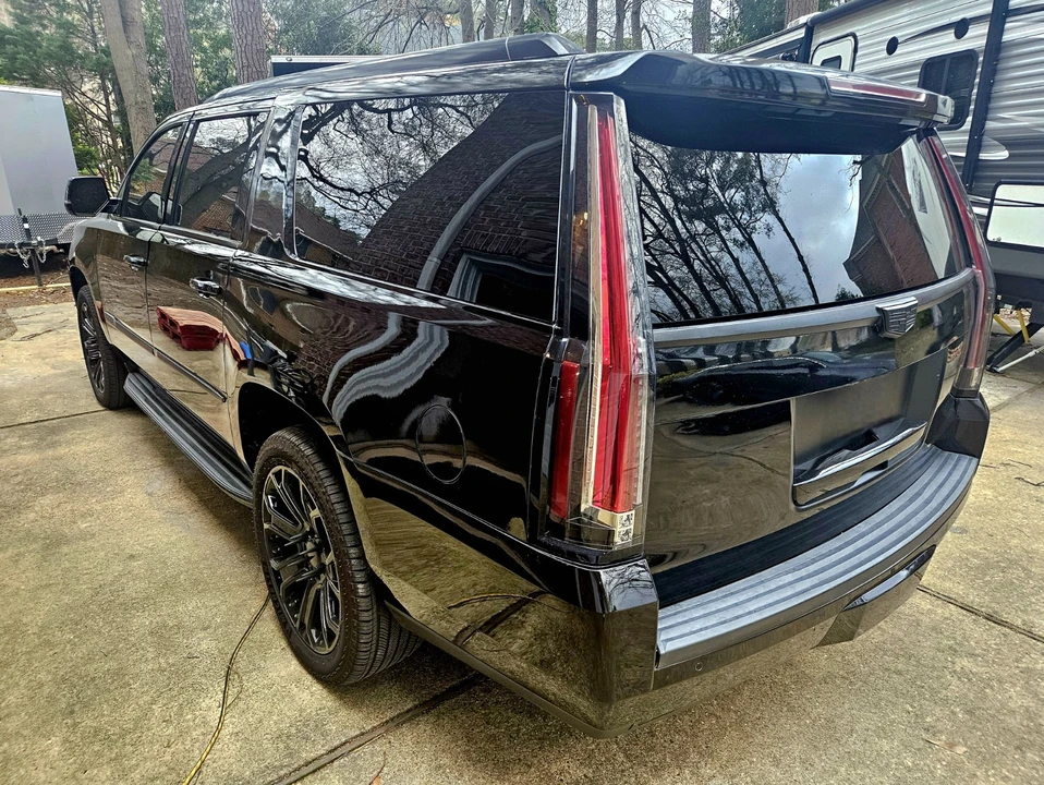 2017 Cadillac Escalade 4th Gen - Image 19 of 21