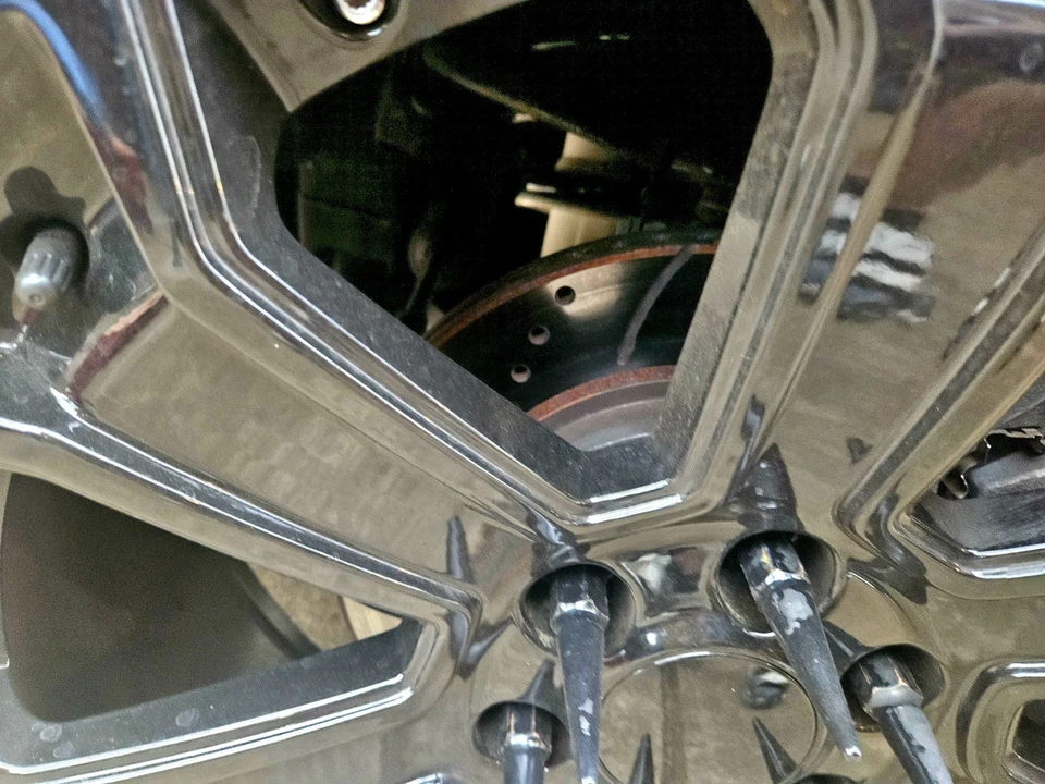 2017 Cadillac Escalade 4th Gen - Image 16 of 21