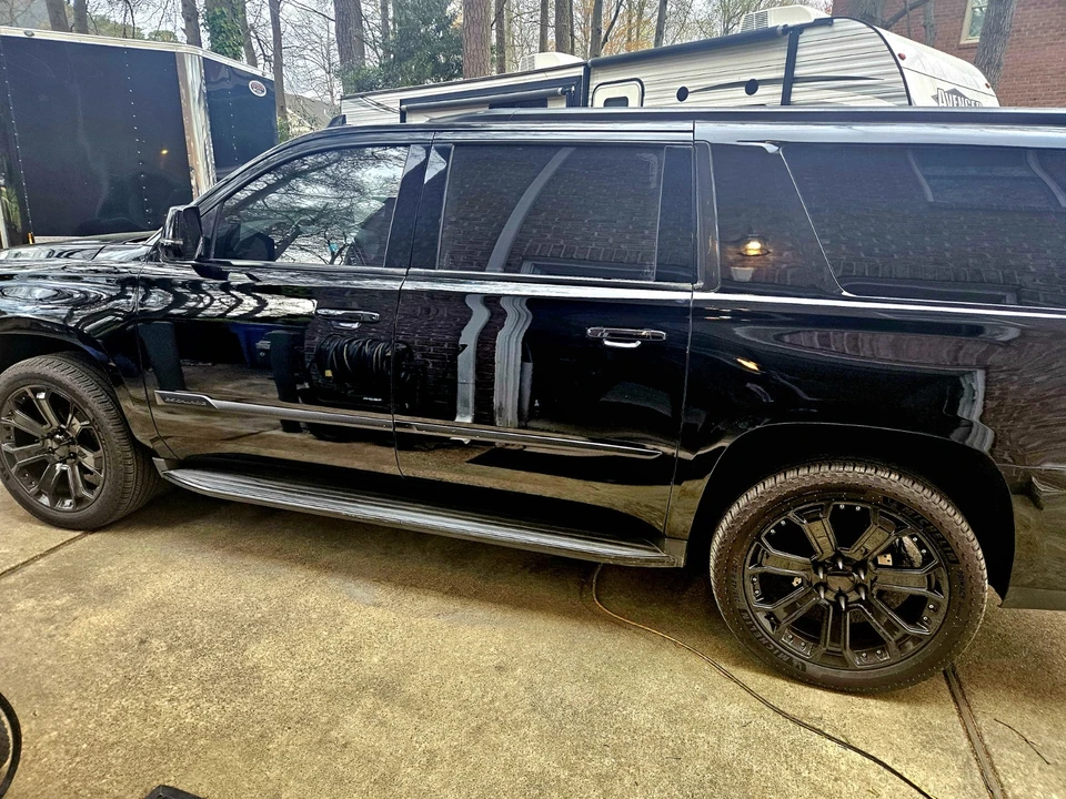2017 Cadillac Escalade 4th Gen - Image 2 of 21
