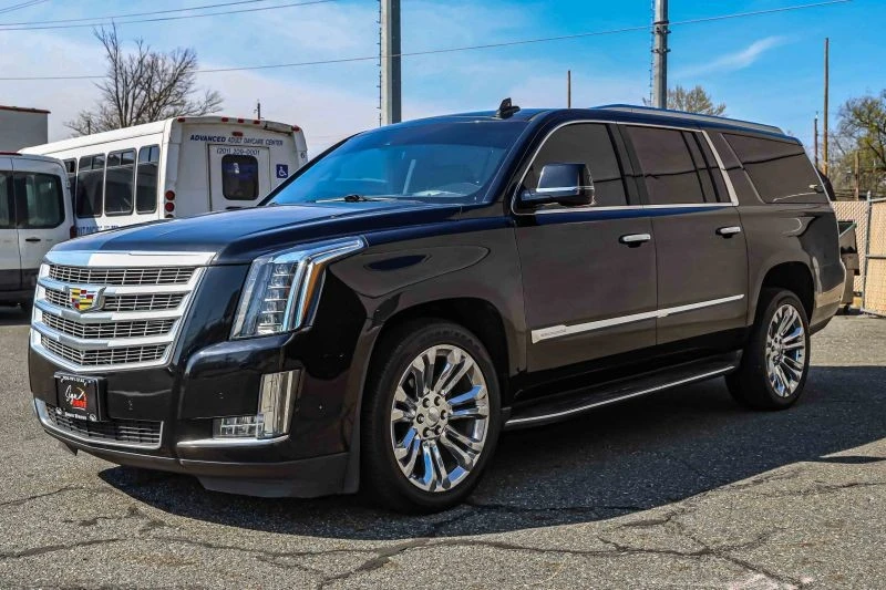 2017 Cadillac Escalade 4th Gen - Image 3 of 12