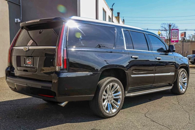 2017 Cadillac Escalade 4th Gen - Image 6 of 12