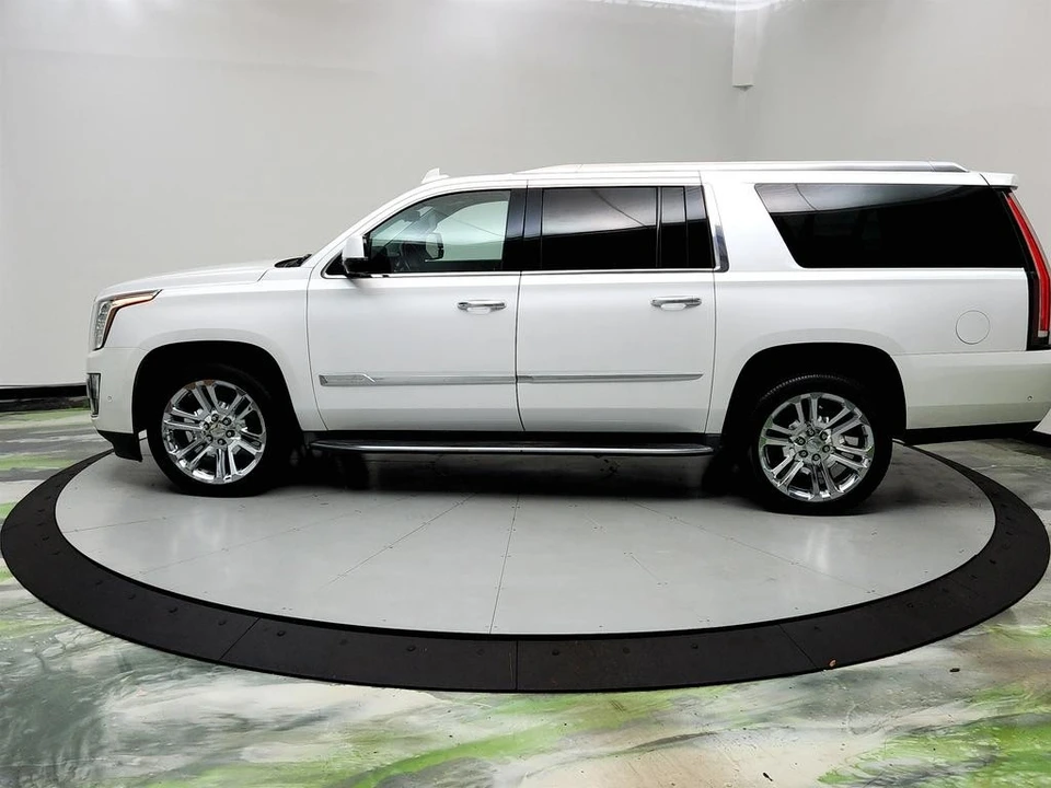2017 Cadillac Escalade 4th Gen - Image 6 of 12