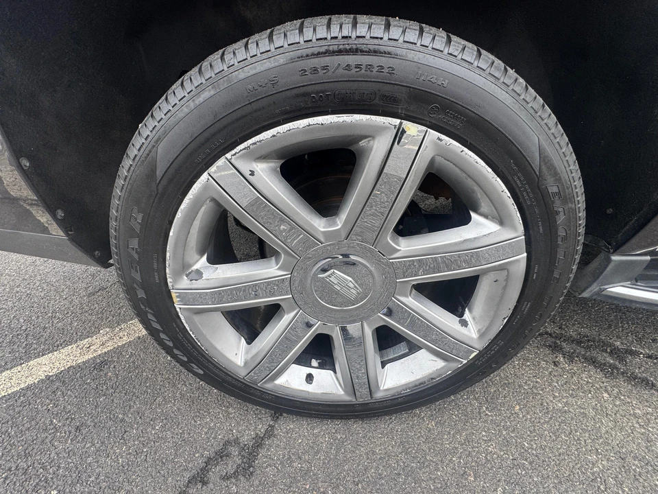 2017 Cadillac Escalade 4th Gen - Image 13 of 31