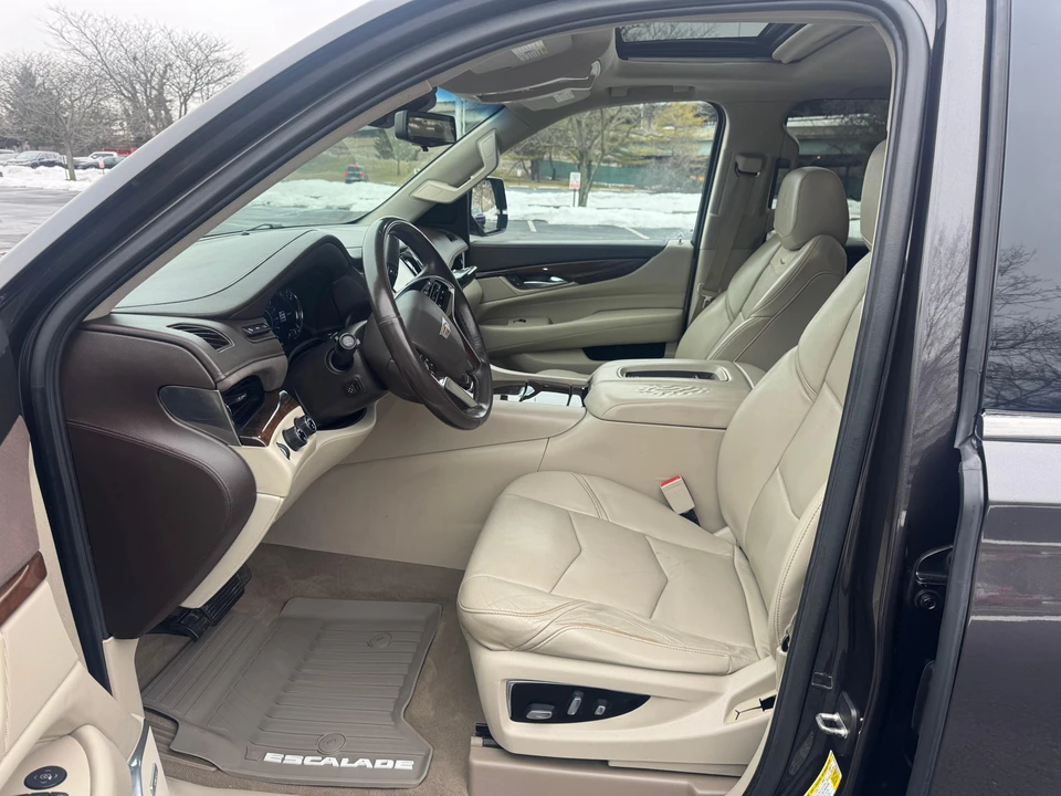 2017 Cadillac Escalade 4th Gen - Image 23 of 31