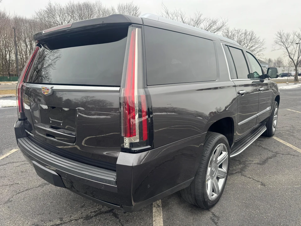 2017 Cadillac Escalade 4th Gen - Image 8 of 31