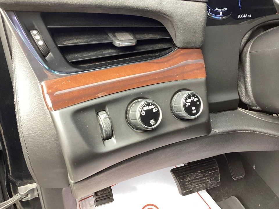 2017 Cadillac Escalade 4th Gen - Image 15 of 21