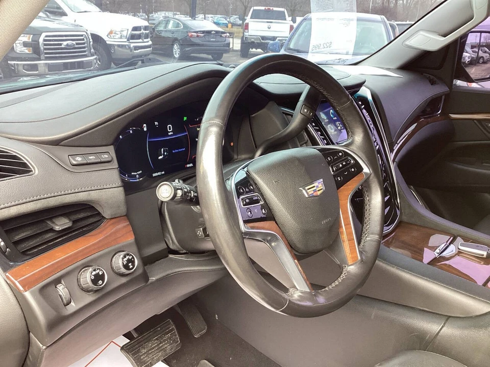 2017 Cadillac Escalade 4th Gen - Image 14 of 21