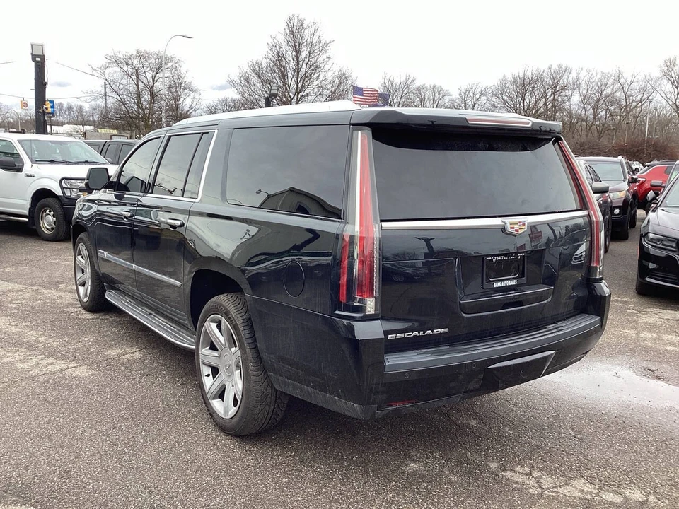 2017 Cadillac Escalade 4th Gen - Image 7 of 21