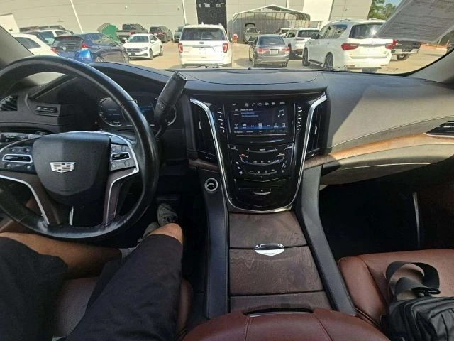 2017 Cadillac Escalade 4th Gen - Image 5 of 17