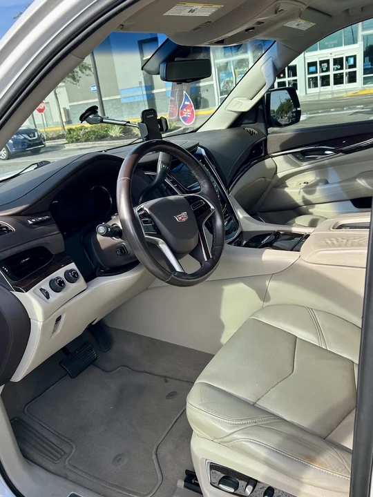 2017 Cadillac Escalade 4th Gen - Image 21 of 21