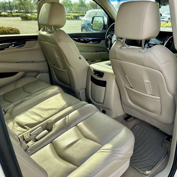 2017 Cadillac Escalade 4th Gen - Image 14 of 21