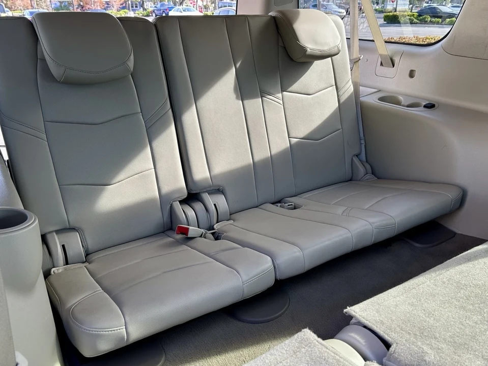 2017 Cadillac Escalade 4th Gen - Image 16 of 21