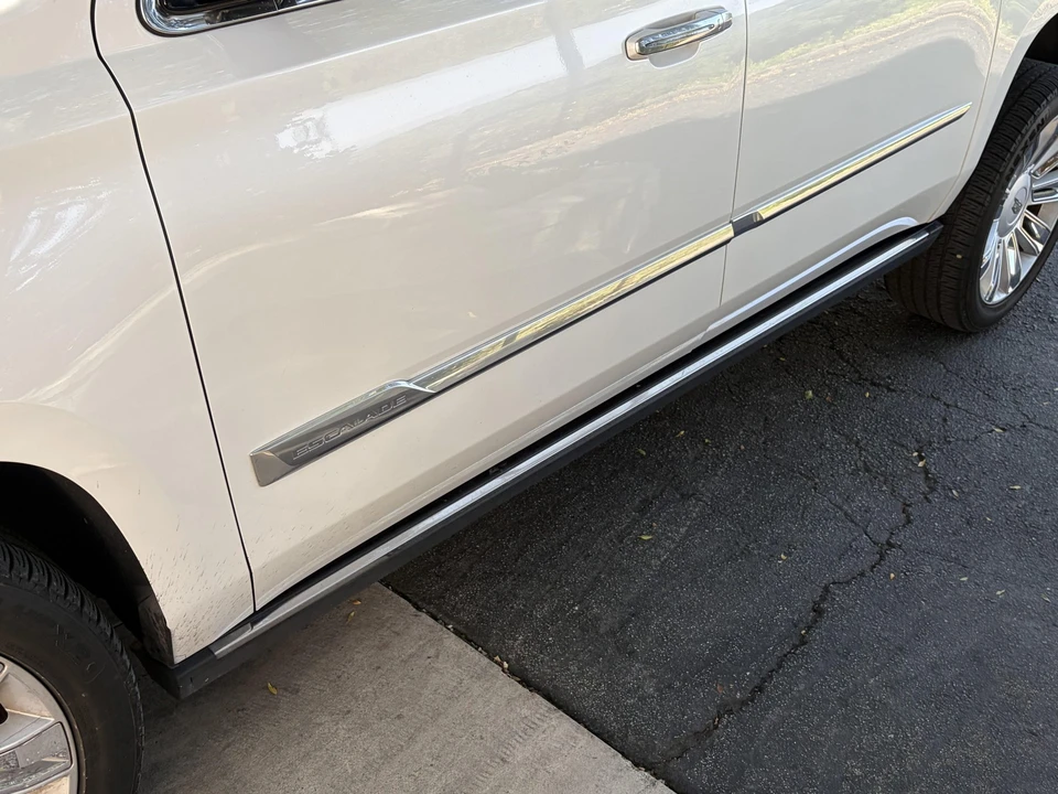 2017 Cadillac Escalade 4th Gen - Image 26 of 31