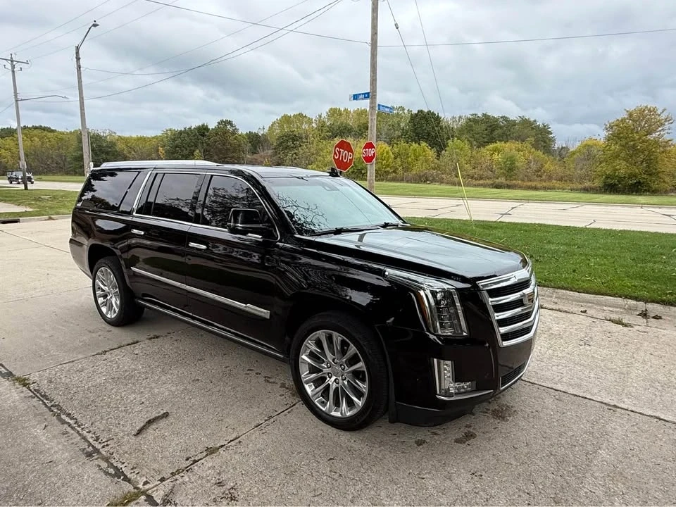 2017 Cadillac Escalade 4th Gen - Image 5 of 12