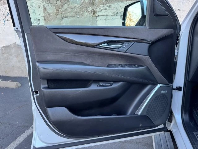 2017 Cadillac Escalade 4th Gen - Image 14 of 21