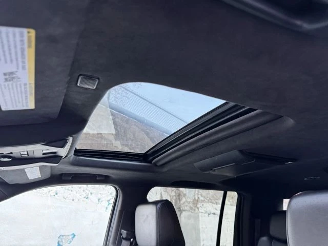 2017 Cadillac Escalade 4th Gen - Image 20 of 21