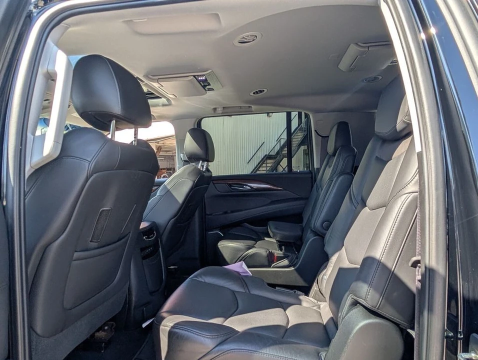 2017 Cadillac Escalade 4th Gen - Image 12 of 21