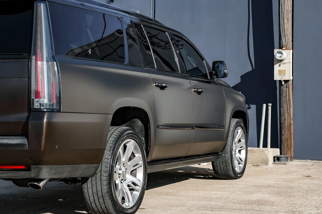 2017 Cadillac Escalade 4th Gen - Image 13 of 21