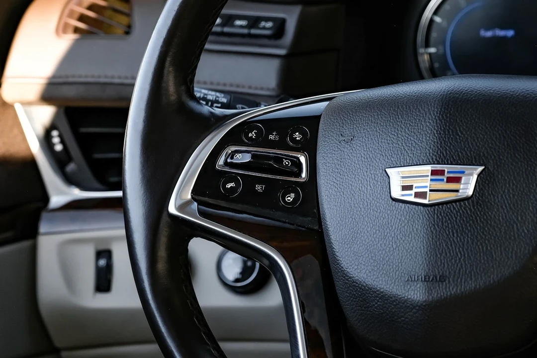 2017 Cadillac Escalade 4th Gen - Image 20 of 21