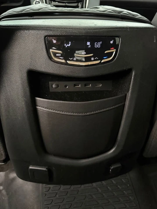 2017 Cadillac Escalade 4th Gen - Image 10 of 19