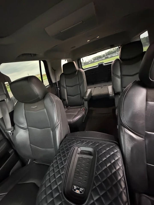 2017 Cadillac Escalade 4th Gen - Image 6 of 19
