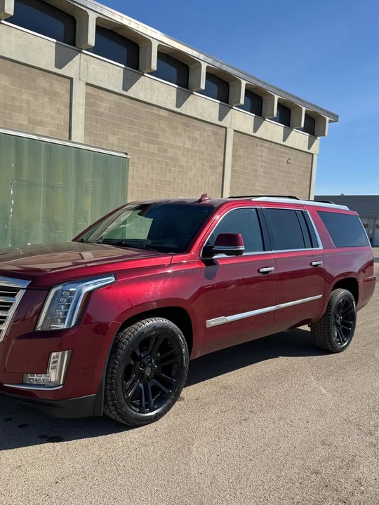 2017 Cadillac Escalade 4th Gen - Image 9 of 17