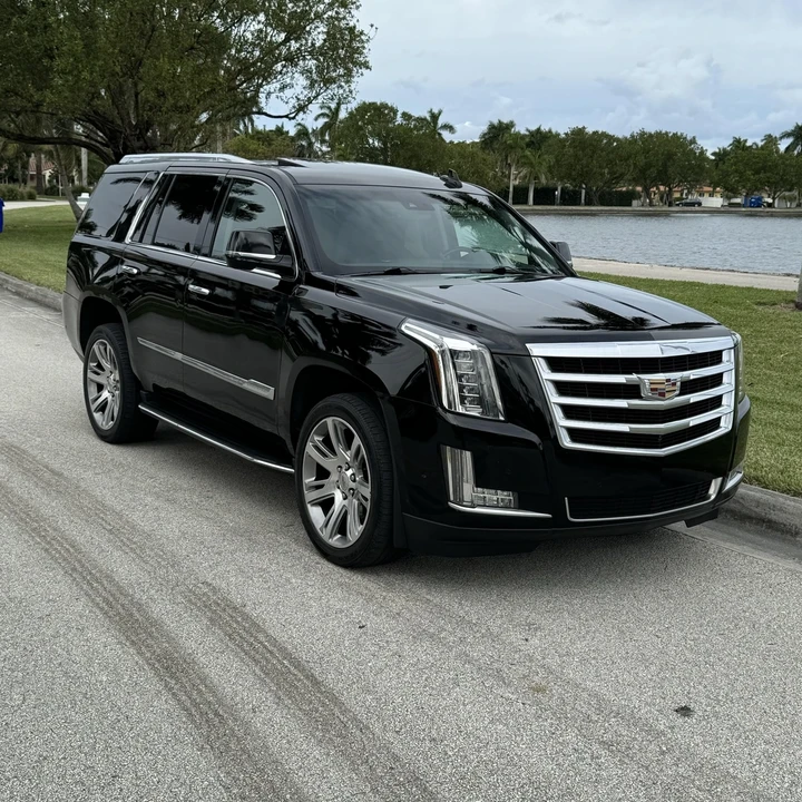 2017 Cadillac Escalade 4th Gen - Image 2 of 21