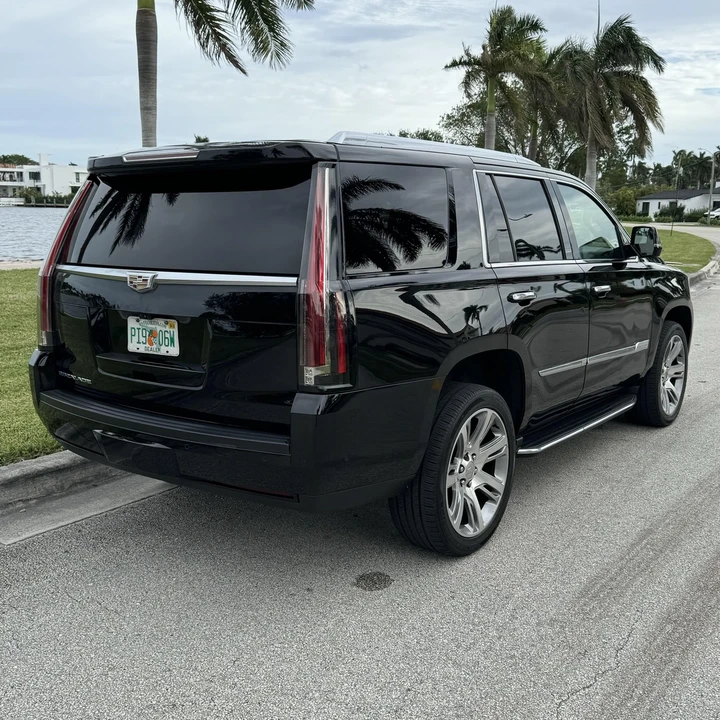 2017 Cadillac Escalade 4th Gen - Image 13 of 21