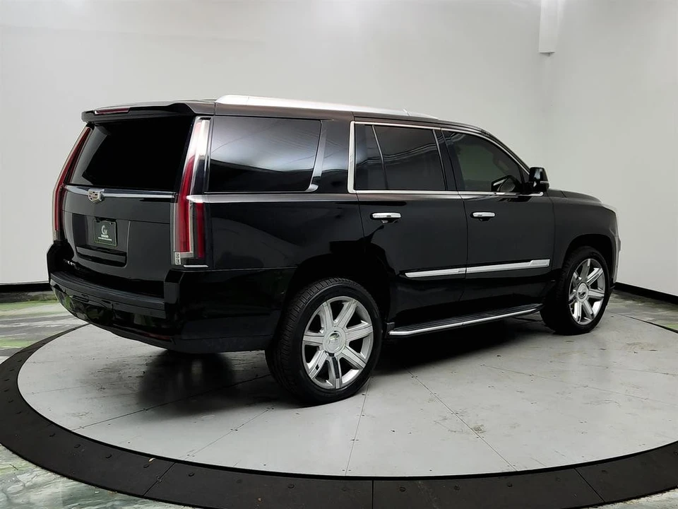 2017 Cadillac Escalade 4th Gen - Image 5 of 12
