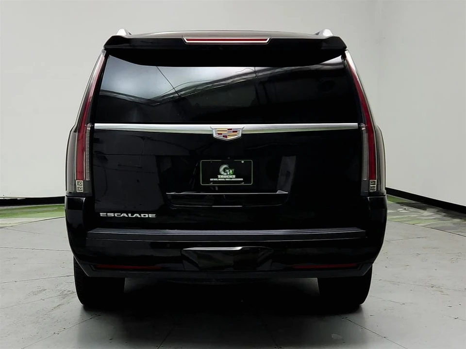 2017 Cadillac Escalade 4th Gen - Image 6 of 12