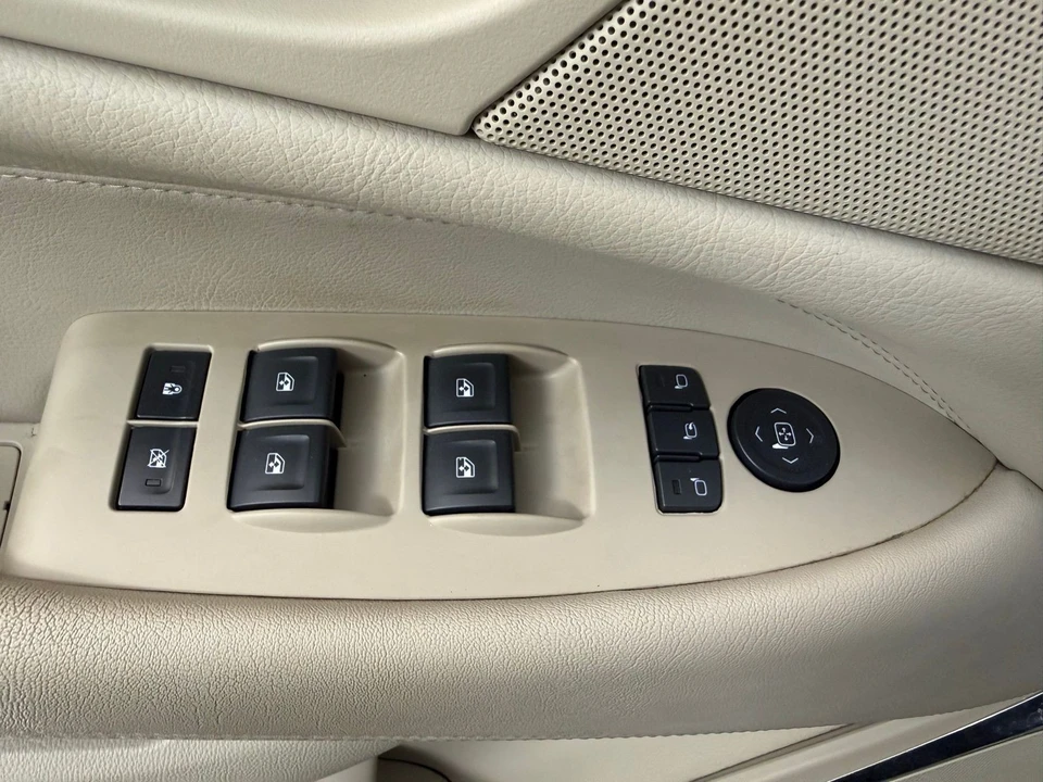 2017 Cadillac Escalade 4th Gen - Image 12 of 21